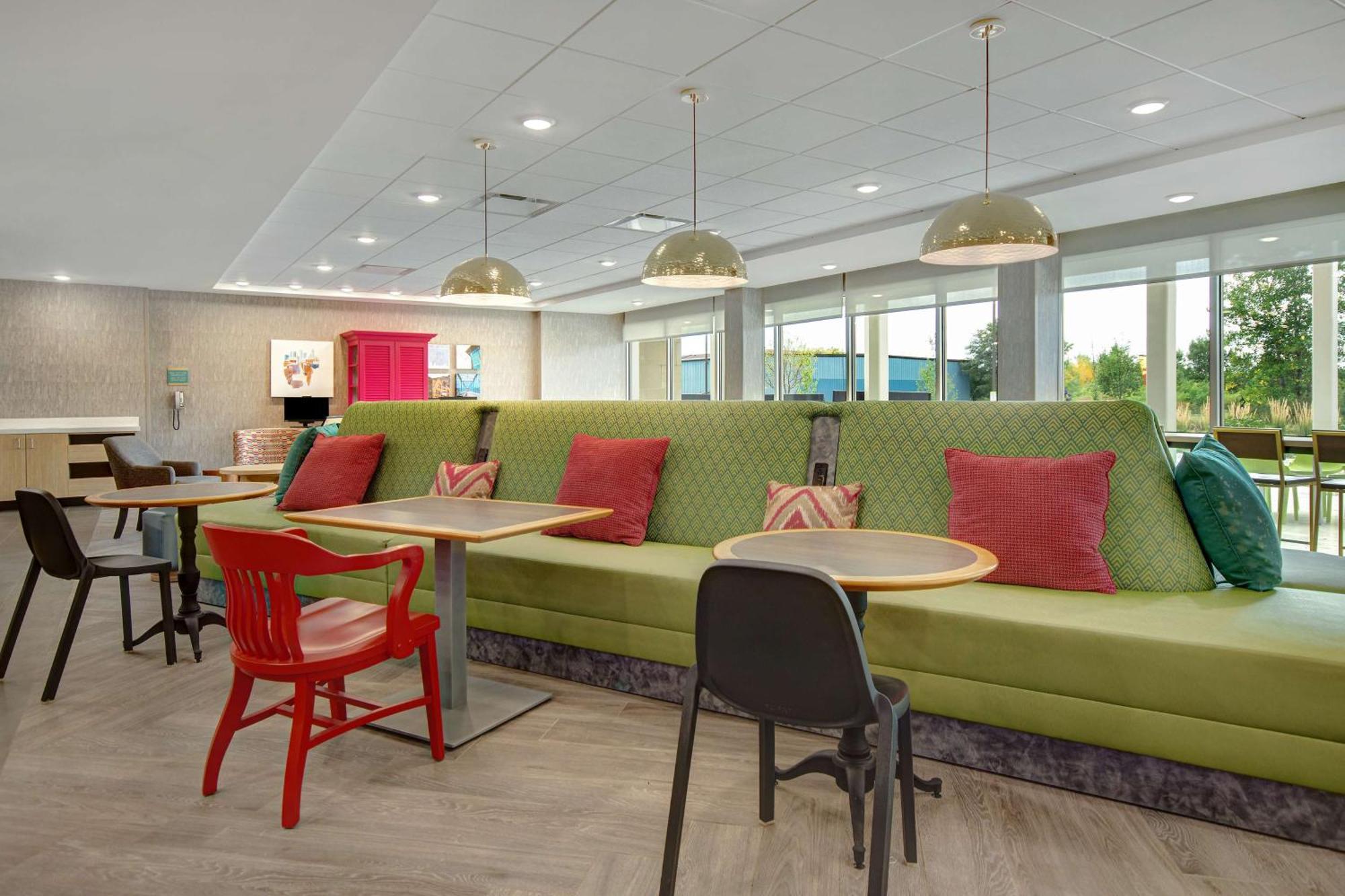 Home2 Suites By Hilton Grand Rapids Airport Kentwood Eksteriør bilde