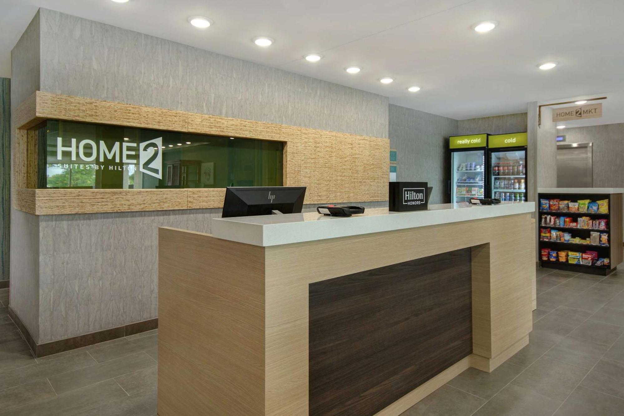 Home2 Suites By Hilton Grand Rapids Airport Kentwood Eksteriør bilde